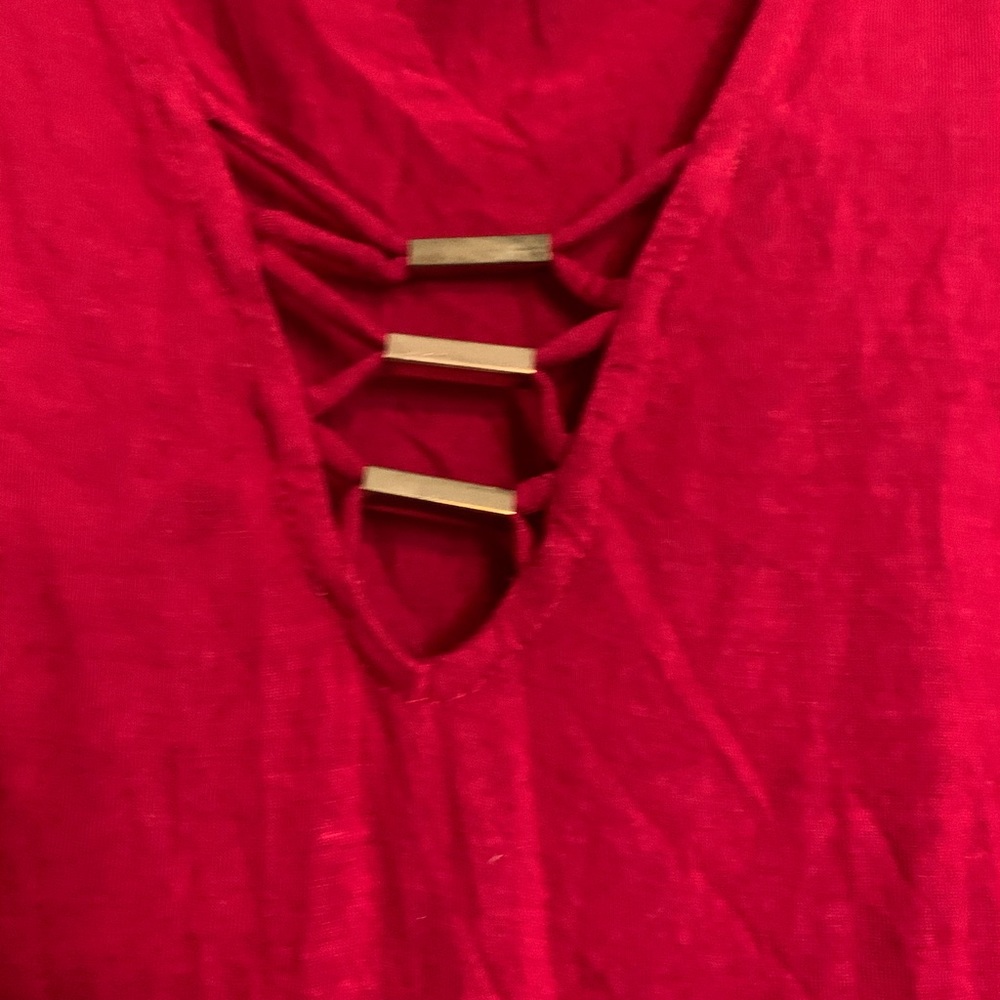 Red Tee - Picture 2 of 3
